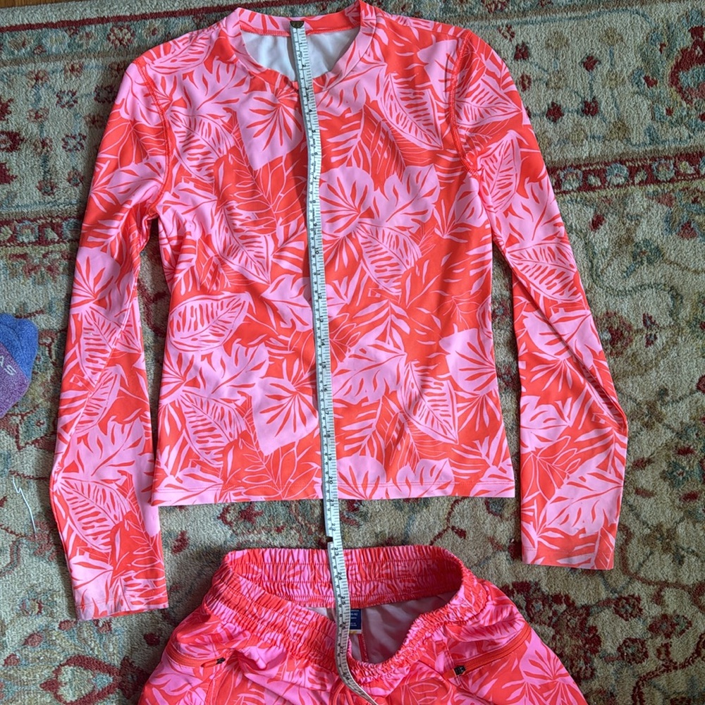 OLD NAVY l/s swim shirt and tie shorts. Good/excellent cond with minor stains. - Picture 14 of 16